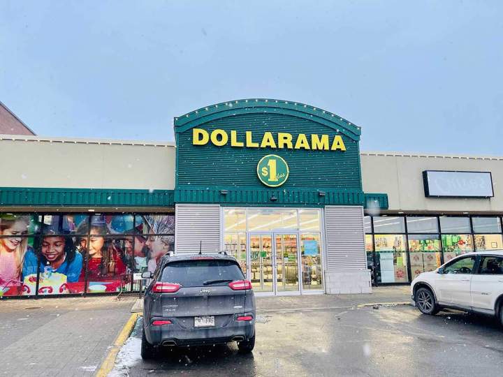 Dollorama Place de la concorde de Laval